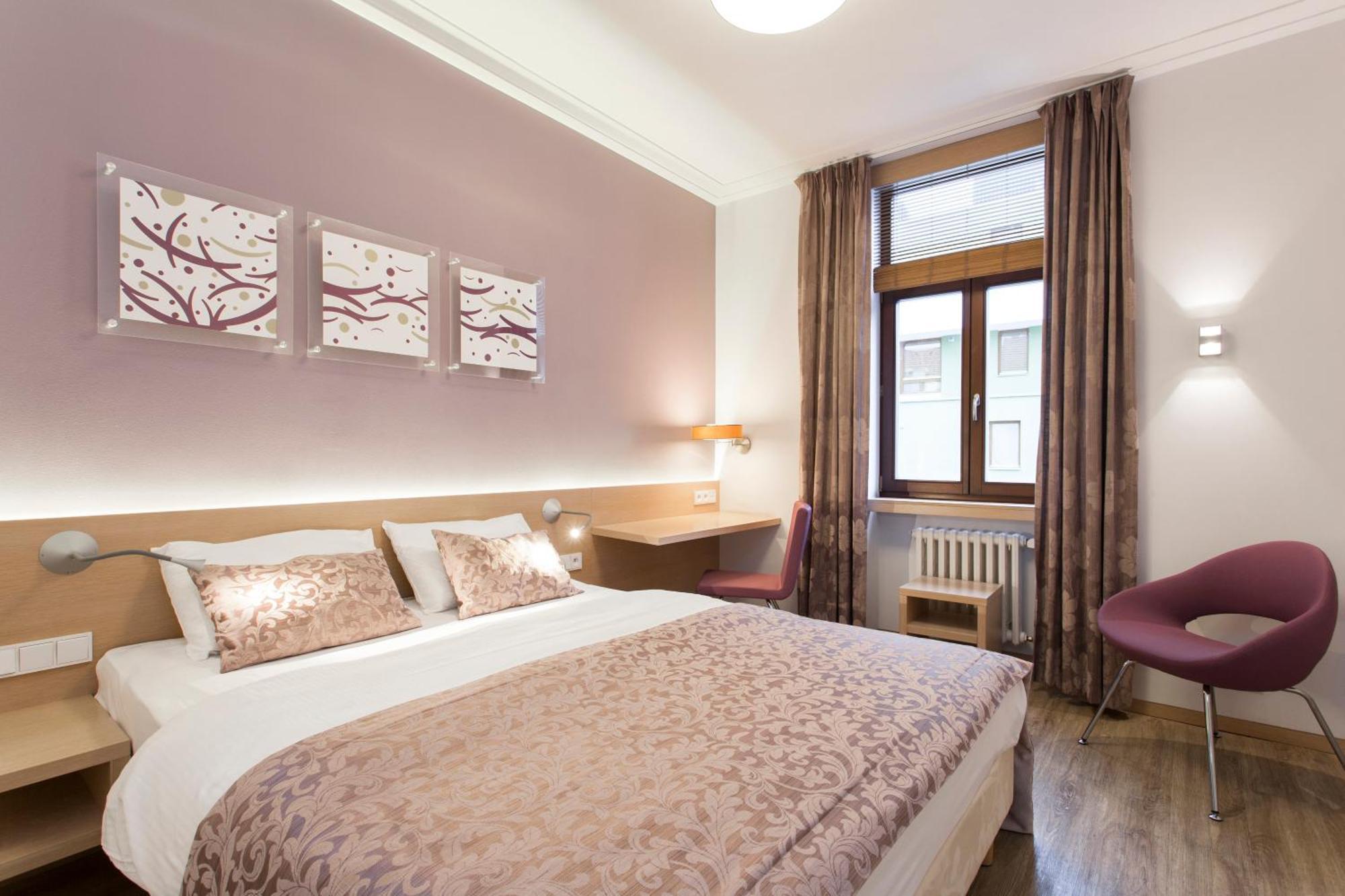 Hotel Carol Prague Extérieur photo