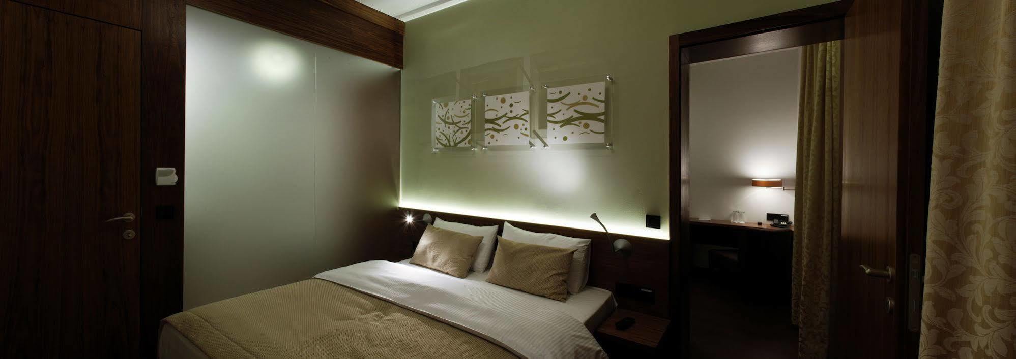 Hotel Carol Prague Chambre photo